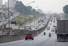 Corpus Christi 2026: Como Caminhoneiros Podem Evitar Congestionamentos e Viajar com Mais Segurança