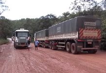 Tomada por buracos, MA-006 causa prejuízo a caminhoneiros