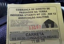 Índios cobram pedágio em rodovia