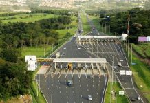 bilhões