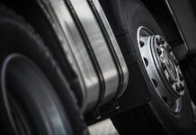 Como escolher os pneus certos para cada tipo de carga e estrada