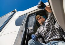 CNT apresenta contribuições à PEC 22/2025: descanso e fiscalização dos motoristas em pauta